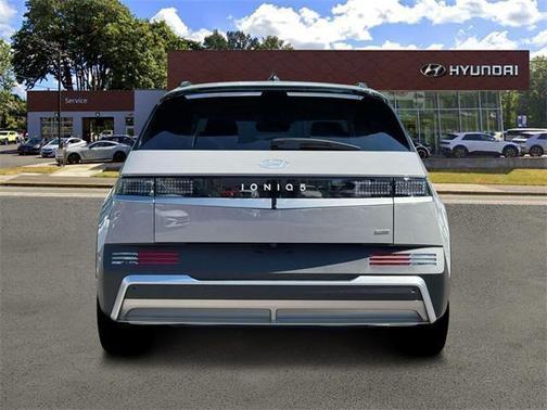 2025 Hyundai IONIQ 5 SEL