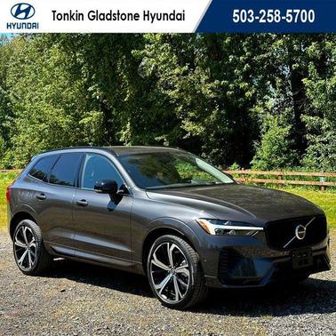 Platinum Grey Metallic 2024 Volvo XC60 Recharge Plug-In Hybrid T8 Ultimate Dark Theme