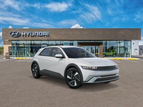 Atlas White 2026 Hyundai IONIQ 5 SEL