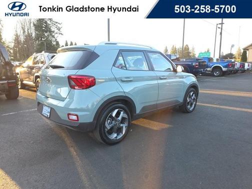 2025 Hyundai VENUE SEL