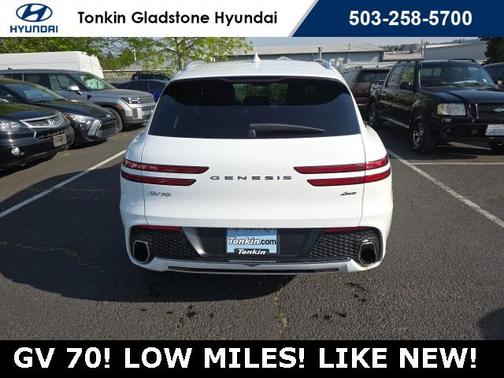 2023 Genesis GV70 2.5T AWD
