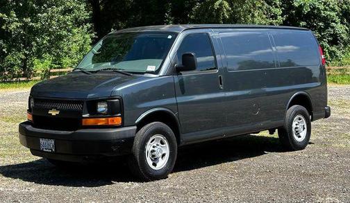 Cyber Gray Metallic 2015 Chevrolet Express 2500 Work Van