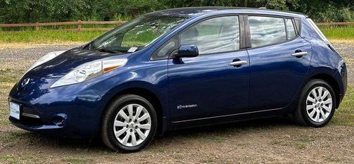 Deep Blue Pearl 2016 Nissan Leaf S