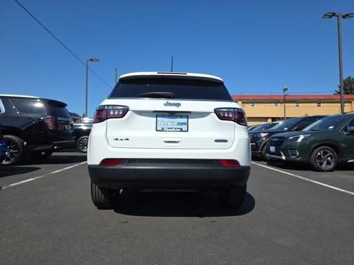 2024 Jeep Compass Latitude