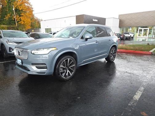 2022 Volvo XC90 Recharge Plug-In Hybrid T8 Inscription 6 Passenger
