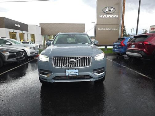 2022 Volvo XC90 Recharge Plug-In Hybrid T8 Inscription 6 Passenger