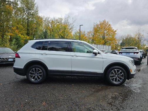 Pure White 2020 Volkswagen Tiguan 2.0T SE 4MOTION
