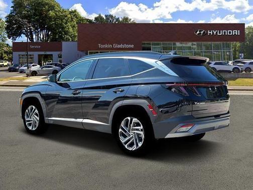 Phantom Black 2026 Hyundai TUCSON Limited