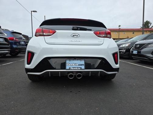 2020 Hyundai Veloster Base