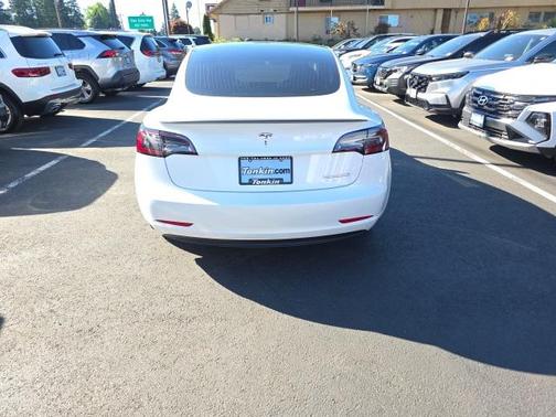 2020 Tesla Model 3 Performance