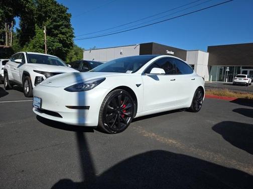 2020 Tesla Model 3 Performance