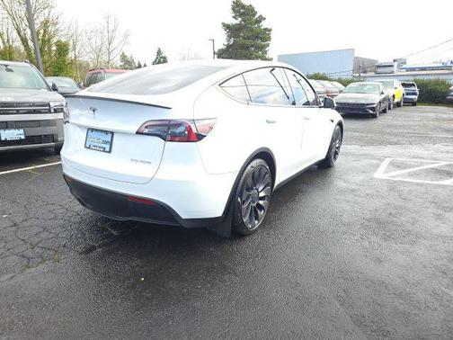 Pearl White Multi-Coat 2021 Tesla Model Y Performance Dual Motor All-Wheel Drive