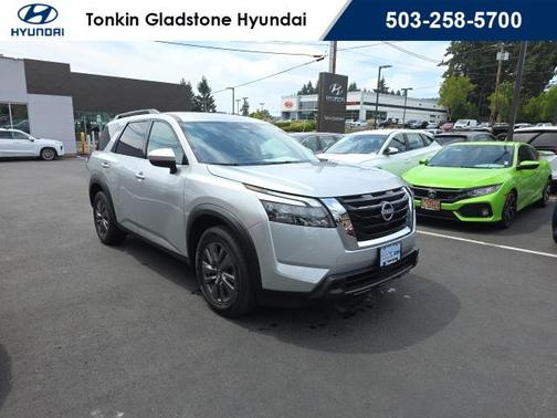 2024 Nissan Pathfinder SV 4WD