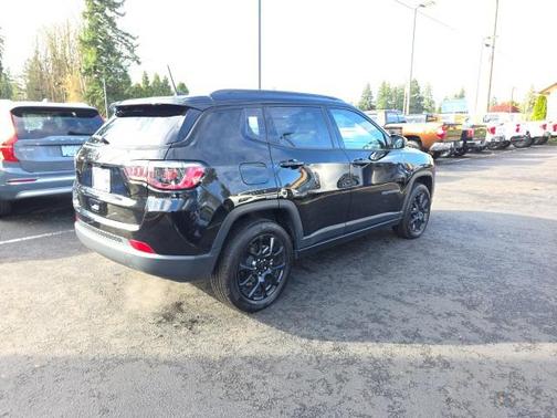 2023 Jeep Compass Latitude