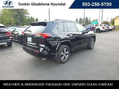 2024 Toyota RAV4 Prime SE