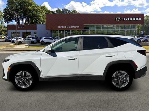 Creamy White Pearl 2026 Hyundai TUCSON Hybrid SEL