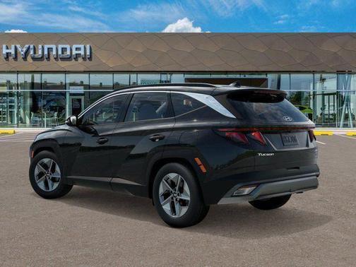 Phantom Black 2026 Hyundai TUCSON SEL Plus