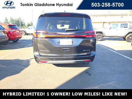 2023 Chrysler Pacifica Hybrid Limited