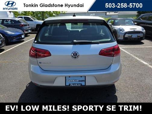 2016 Volkswagen e-Golf SE