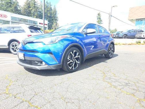 Iceberg/Blue Eclipse Metallic 2018 Toyota C-HR XLE Premium