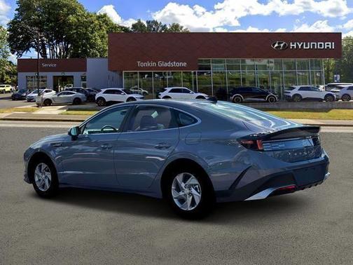 Transmission Blue 2026 Hyundai SONATA SE