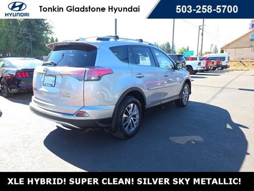 2017 Toyota RAV4 Hybrid XLE