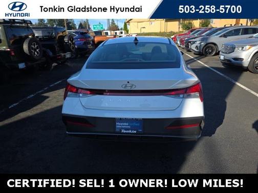2024 Hyundai ELANTRA SEL