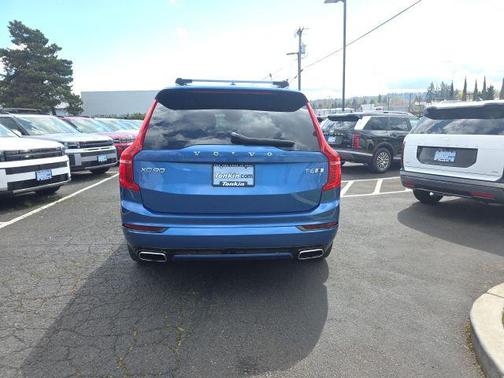 2019 Volvo XC90 T6 R-Design