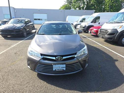 2016 Toyota Camry XLE