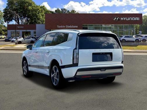 Snow White Pearl 2026 Hyundai IONIQ 9 Performance Calligraphy