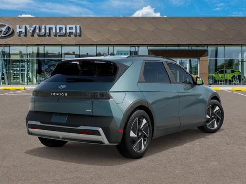 2025 Hyundai IONIQ 5 SE