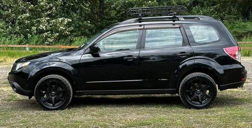 Obsidian Black Pearl 2013 Subaru Forester 2.5X