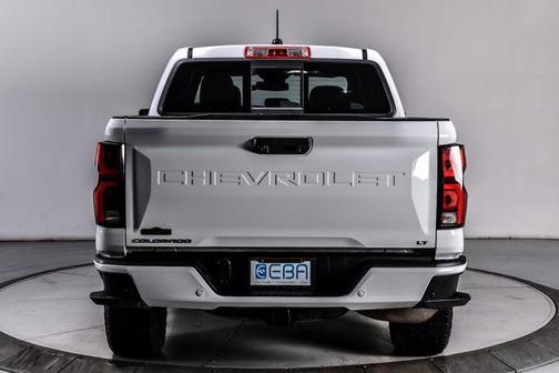 Summit White 2023 Chevrolet Colorado LT