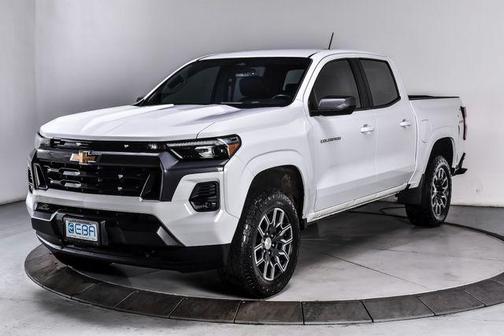 Summit White 2023 Chevrolet Colorado LT