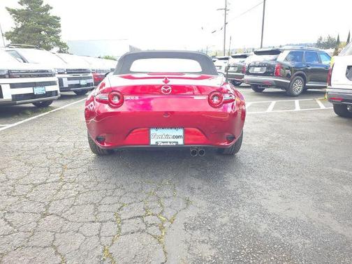 Soul Red Crystal Metallic 2024 Mazda MX-5 Miata Grand Touring