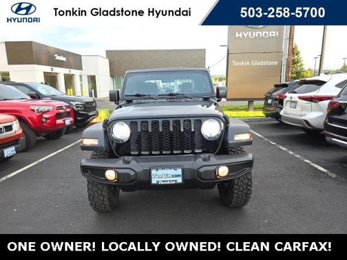 2023 Jeep Gladiator Sport