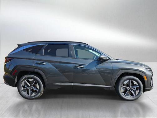 Amazon Gray 2026 Hyundai TUCSON Hybrid SEL