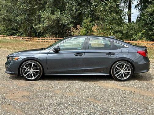 Lunar Silver Metallic 2024 Honda Civic Touring