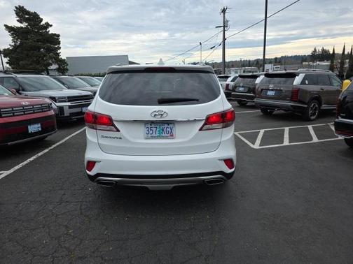 2018 Hyundai SANTA FE SE