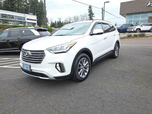 2018 Hyundai SANTA FE SE