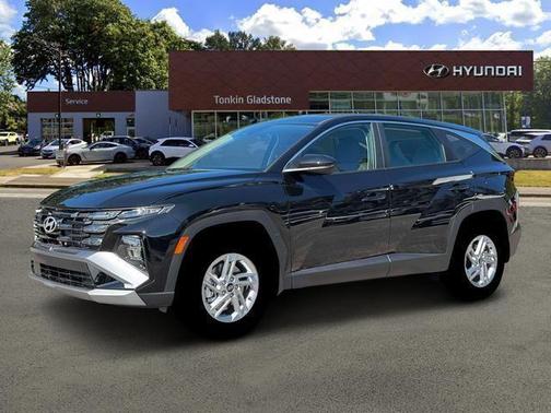 Phantom Black 2026 Hyundai TUCSON SE