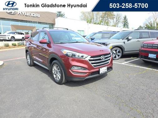 Ruby Wine 2017 Hyundai TUCSON SE