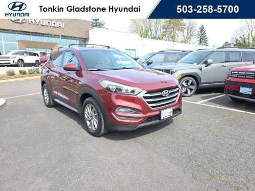 Ruby Wine 2017 Hyundai TUCSON SE