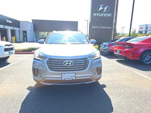 2017 Hyundai SANTA FE SE