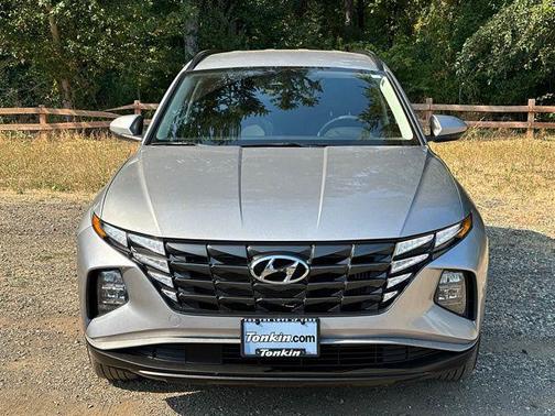 Shimmering Silver 2024 Hyundai TUCSON Hybrid Blue