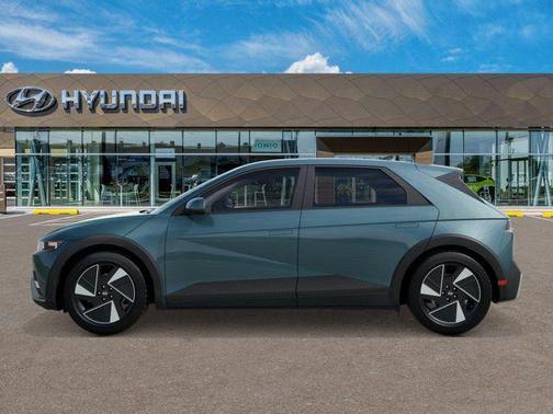 Digital Teal 2026 Hyundai IONIQ 5 SE