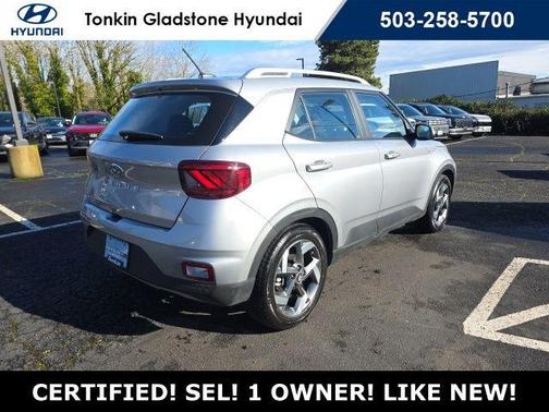 2025 Hyundai VENUE SEL