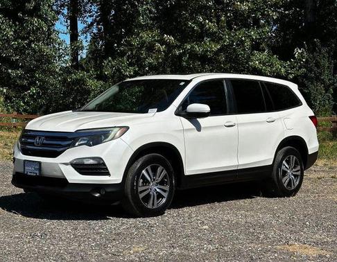 White Diamond Pearl 2016 Honda Pilot EX-L