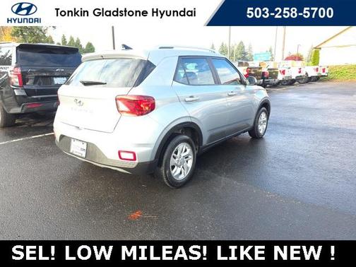 2020 Hyundai VENUE SEL