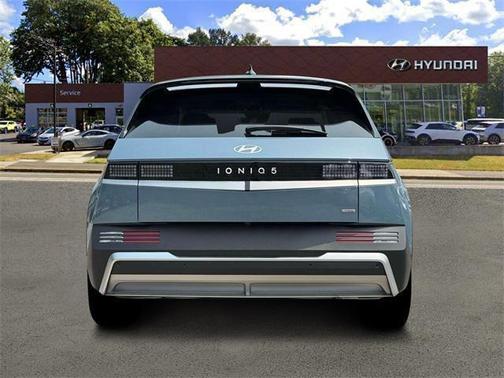 2025 Hyundai IONIQ 5 SE